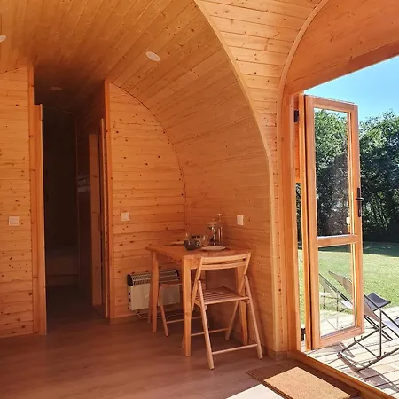 Domaine De La Brette 콩돔